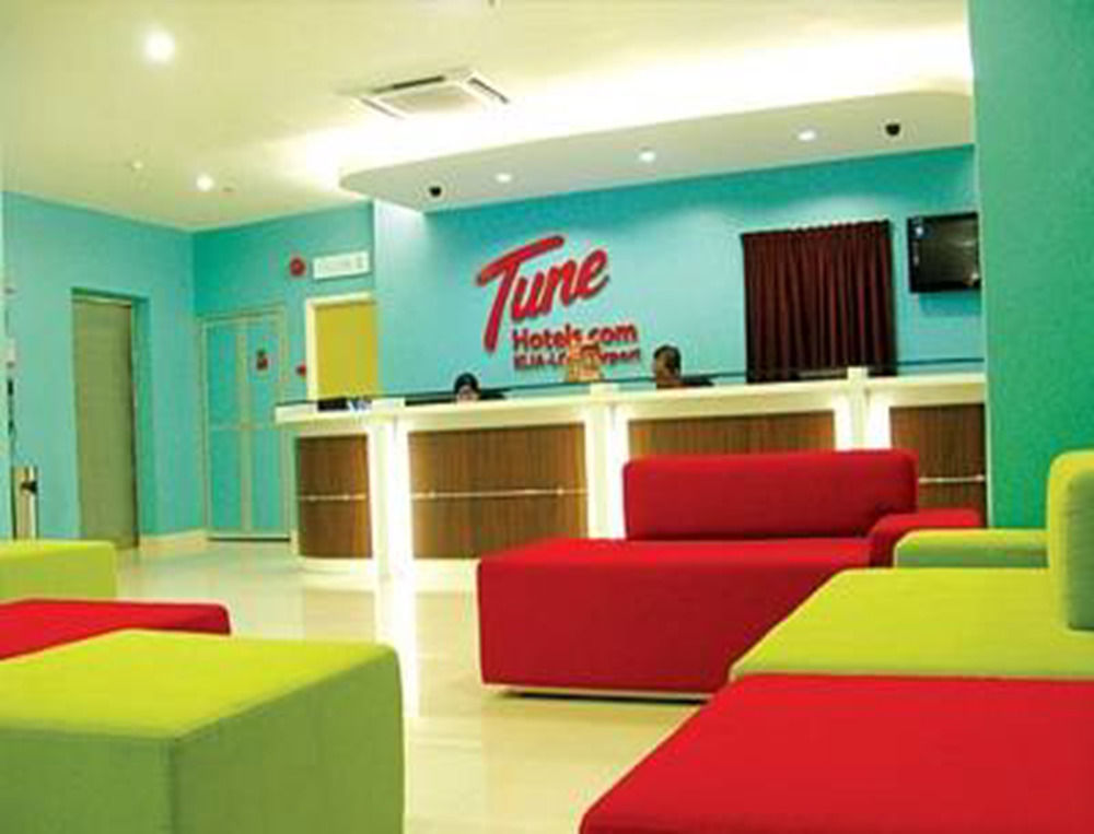 Tune Hotel Klia Aeropolis Sepang Exterior foto